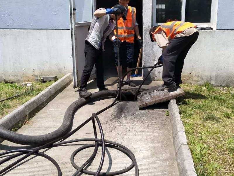 宁波家政管道疏通 环卫车管道疏通清理 管道疏通清理